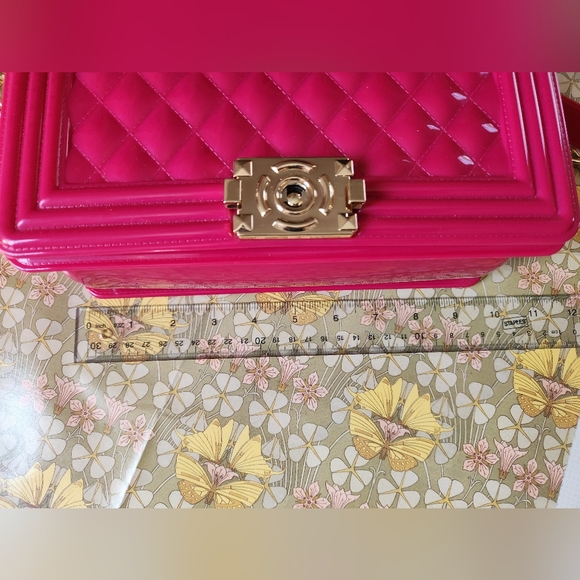 Purse - Picture 4 of 16